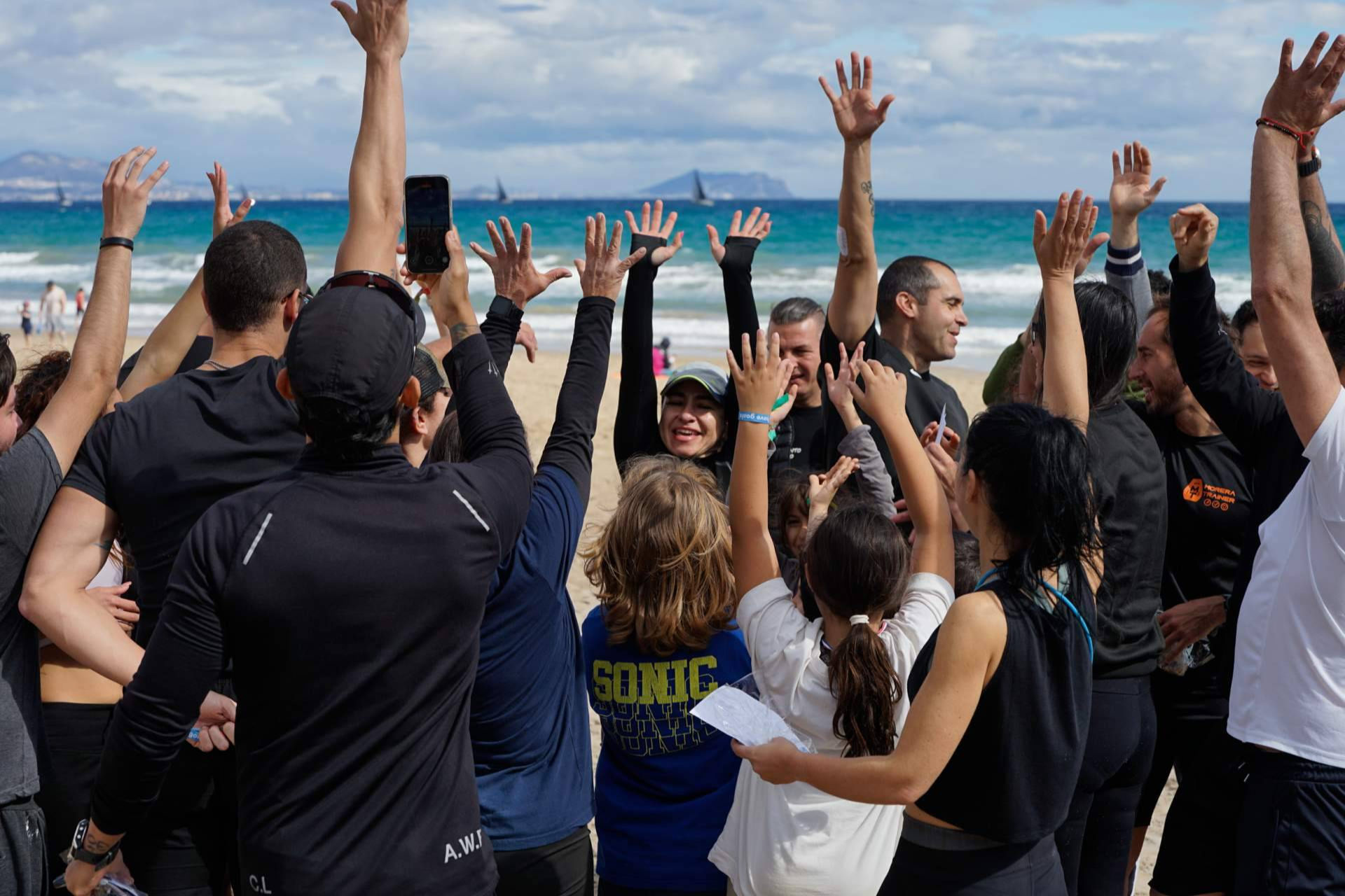 La marca Train Love Repeat impulsa programas, eventos y productos para una vida activa y consciente