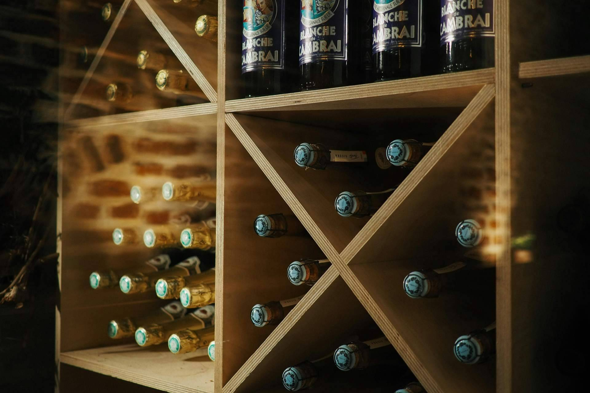 Vinos Barona consolida su tienda de vinos online en Cáceres con asesoramiento experto y amplia selección por origen