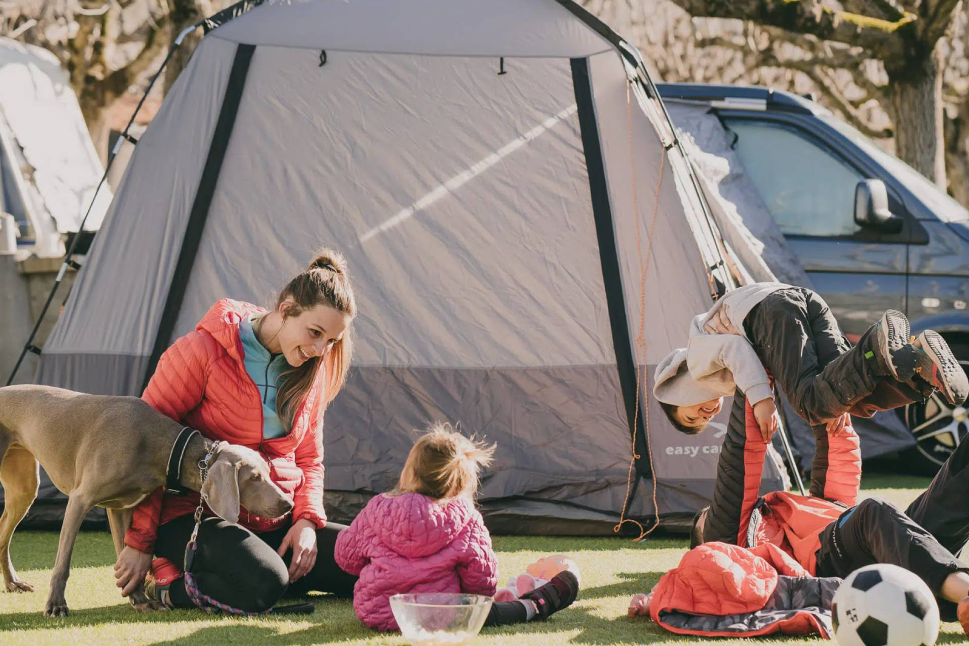 Un camping en Barcelona con bungalows pensado para vacaciones activas y relax en plena naturaleza