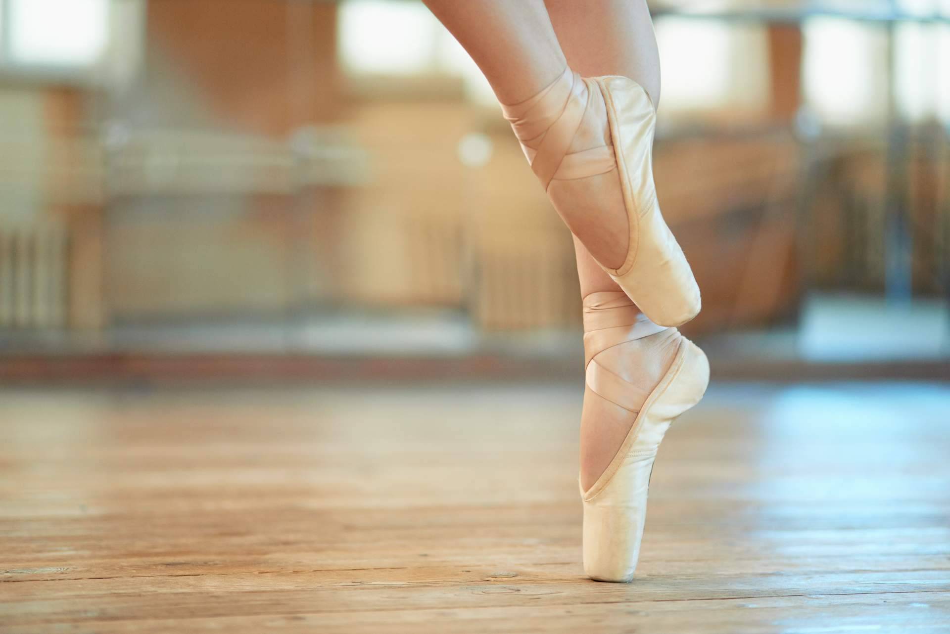 Zapatillas para Fitness Ballet; la media punta que cambia la técnica con Elena Marco