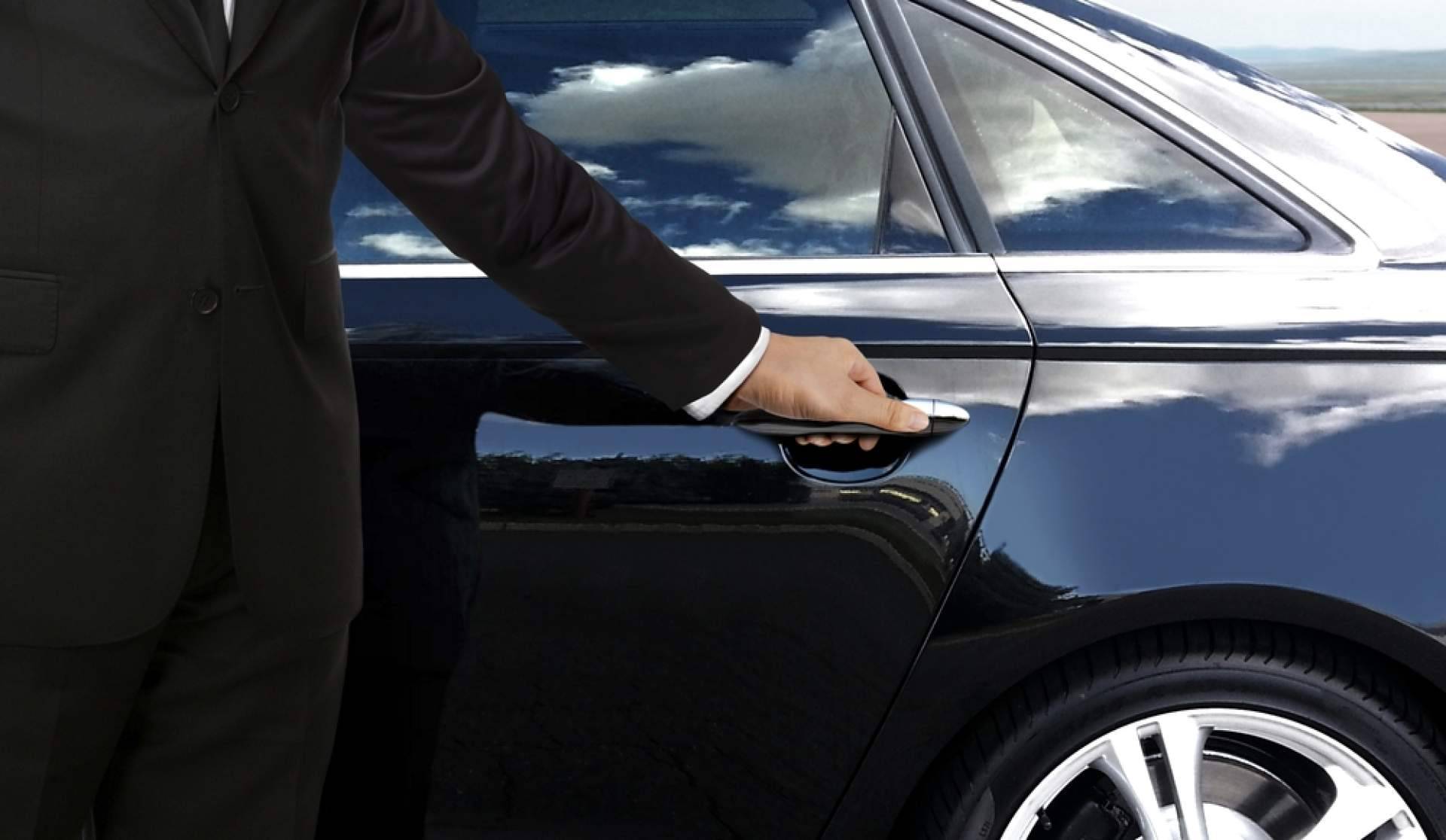Movilidad sin esperas en Tenerife; Canarias.com ofrece traslados y coches desde los aeropuertos