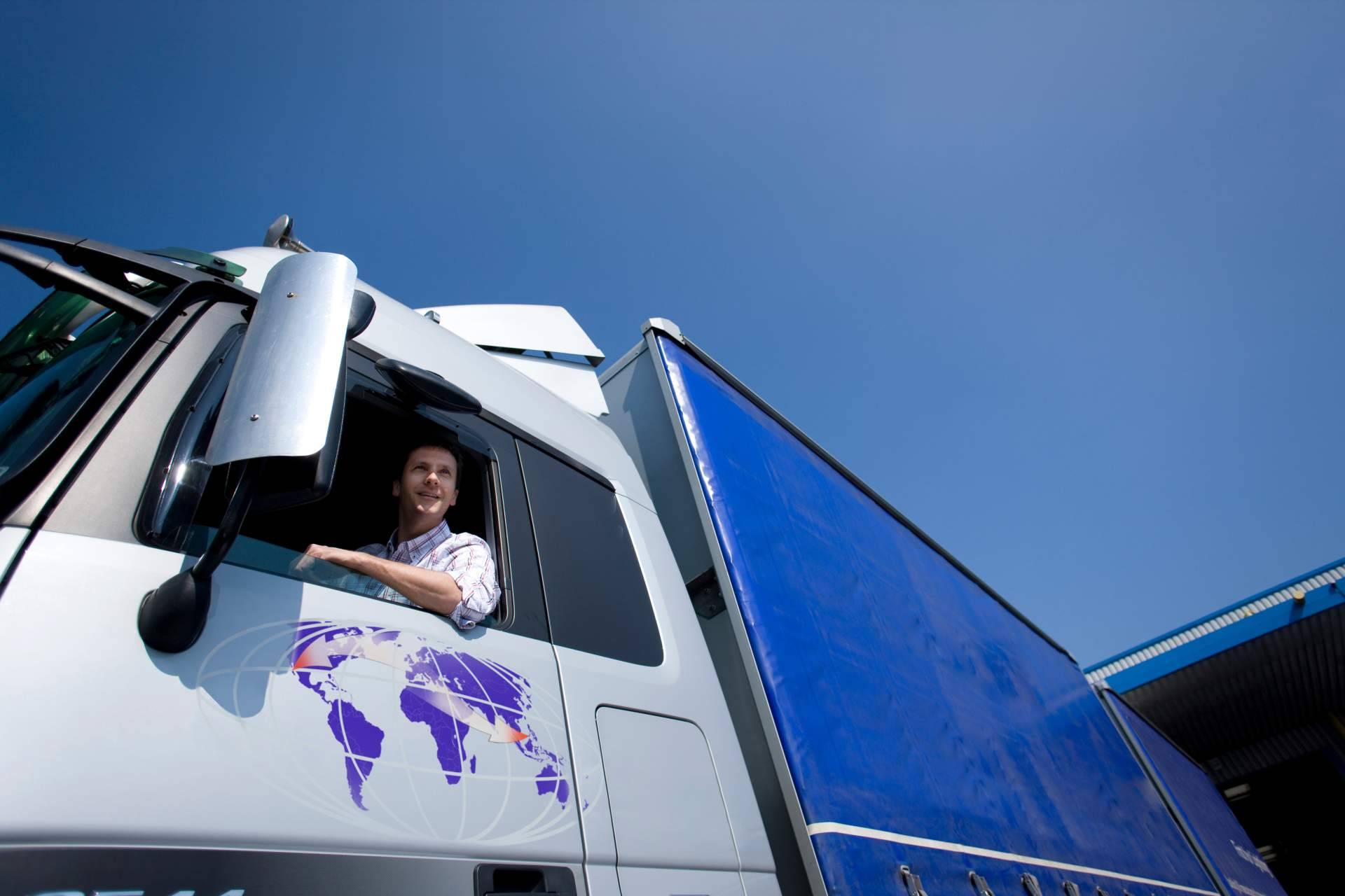 Subvenciones en la Comunidad de Madrid para obtener carnet camión o autobús y el CAP