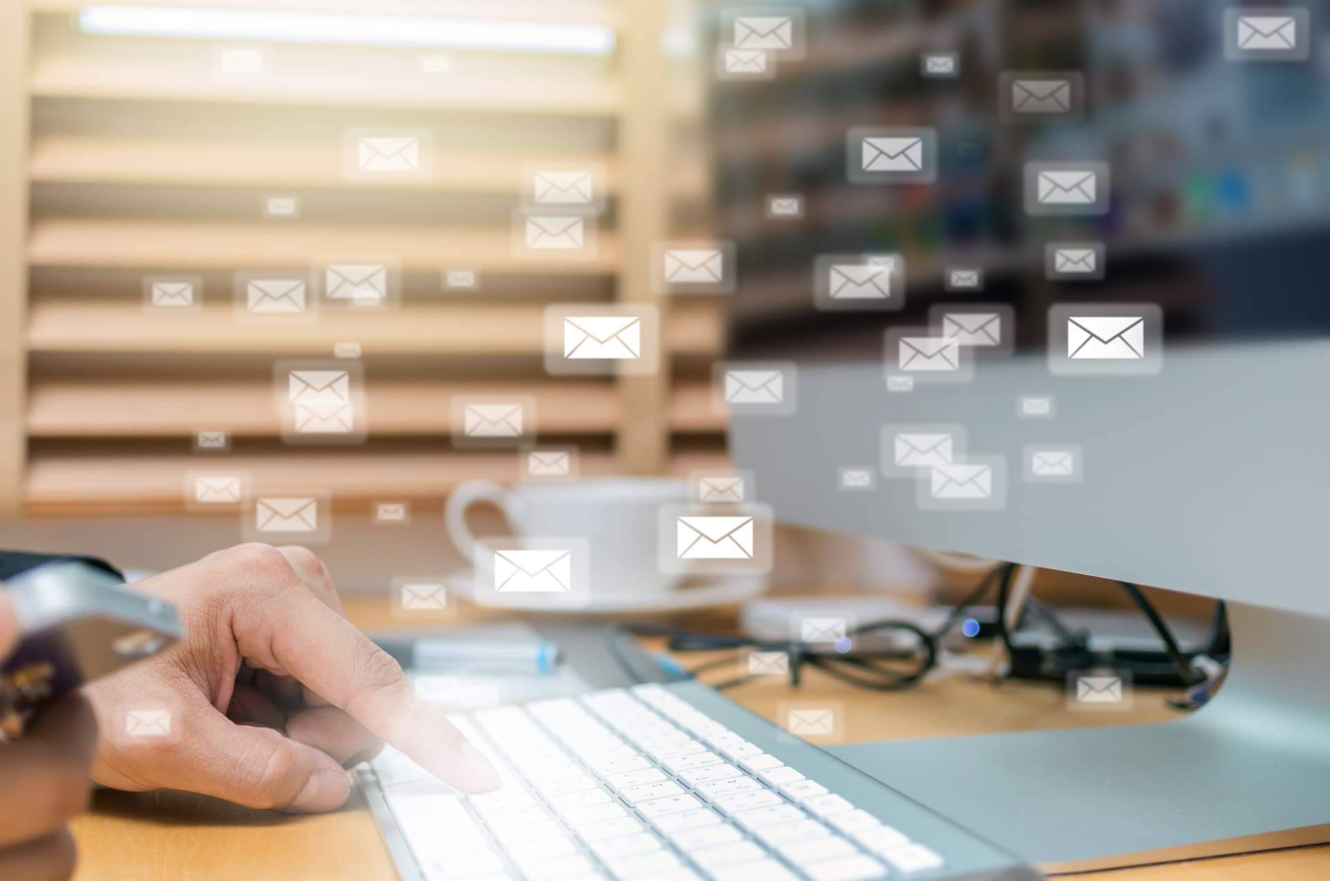 Cuando los algoritmos fallan, el email marketing sostiene el crecimiento de las pymes
