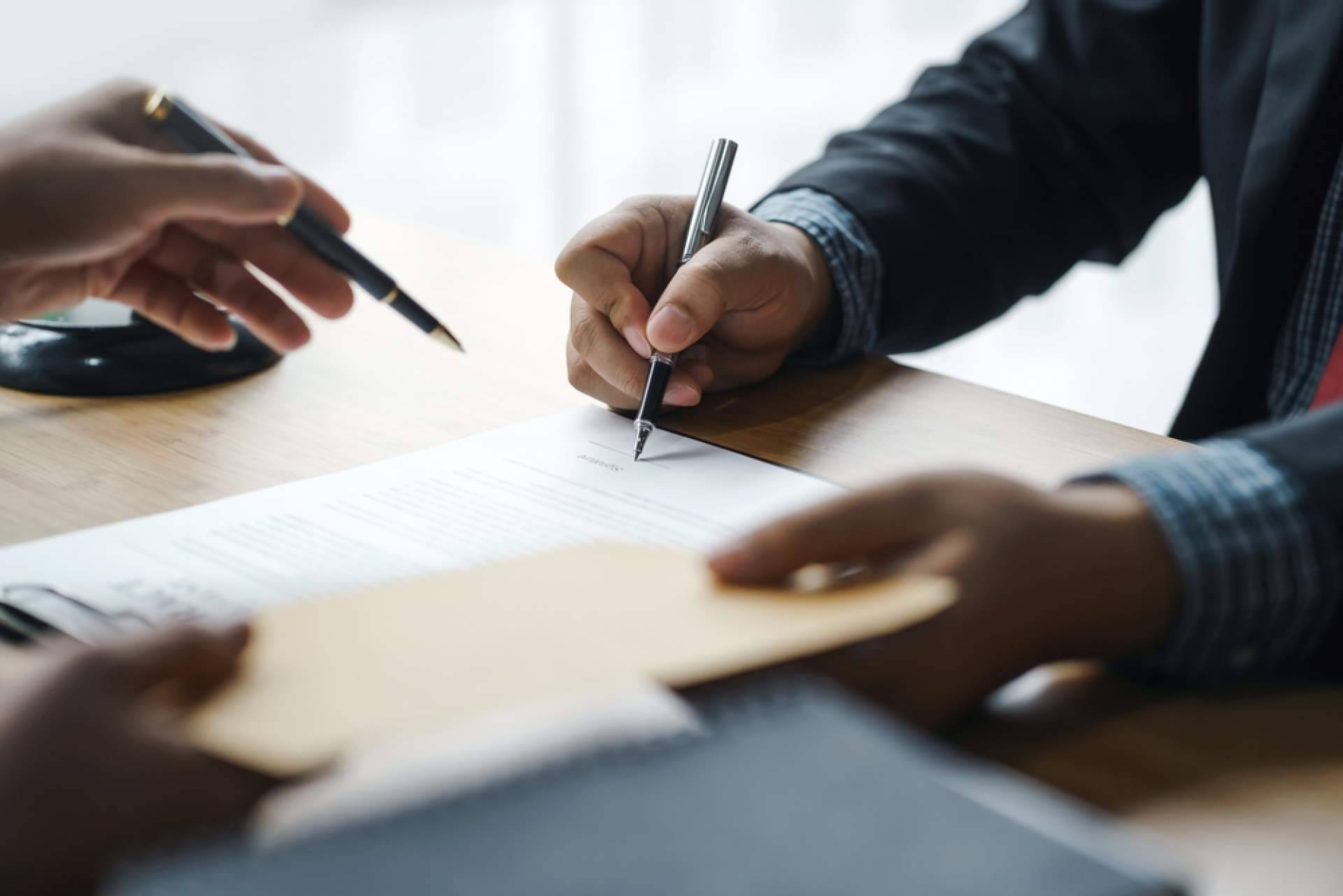 Cancelar deudas sin perder lo esencial es posible con AJM Abogados y la Ley de Segunda Oportunidad