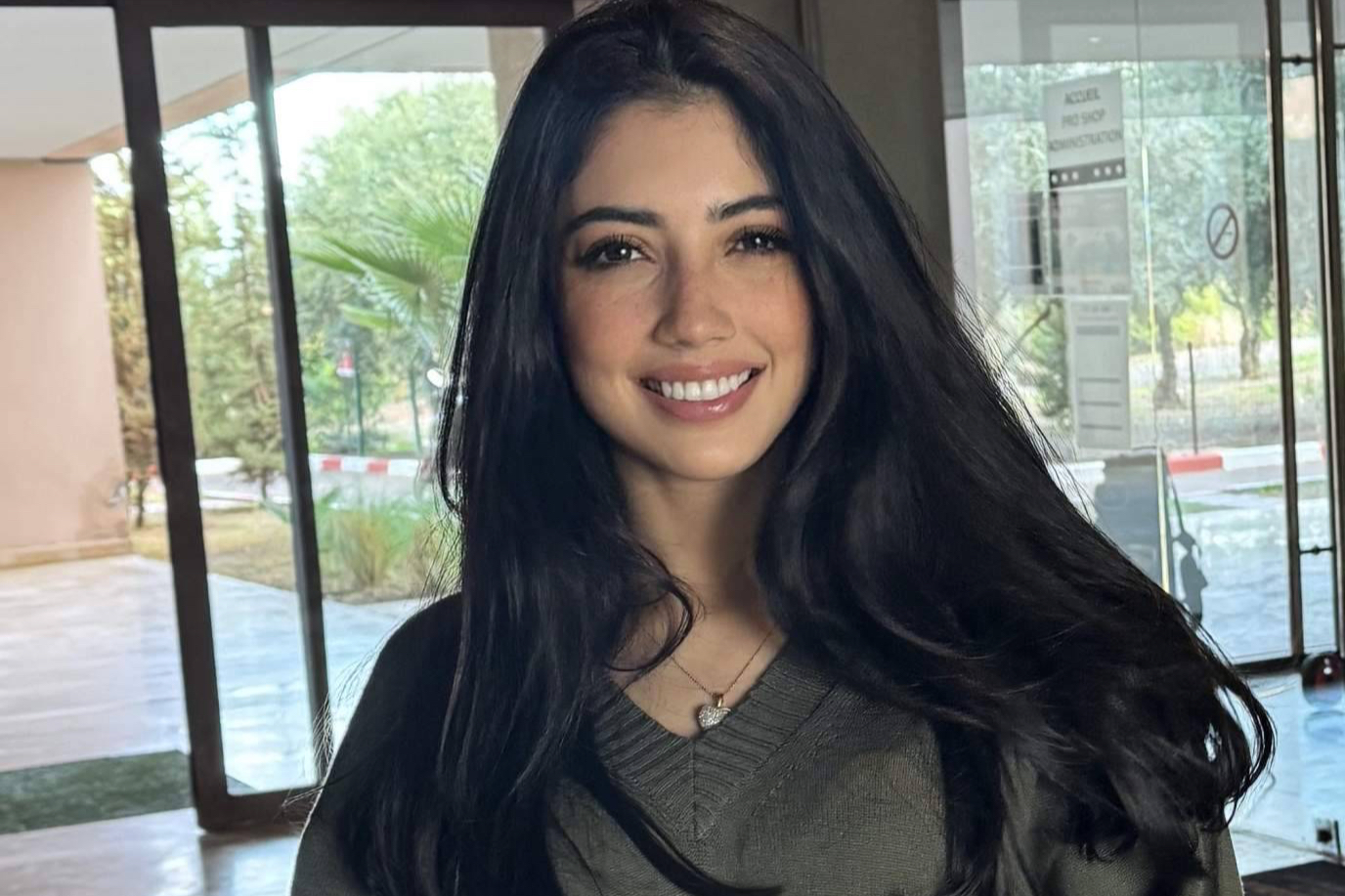 Liderazgo joven, visión global y éxito empresarial, Yasmine Skali, referente del healthcare en 2025