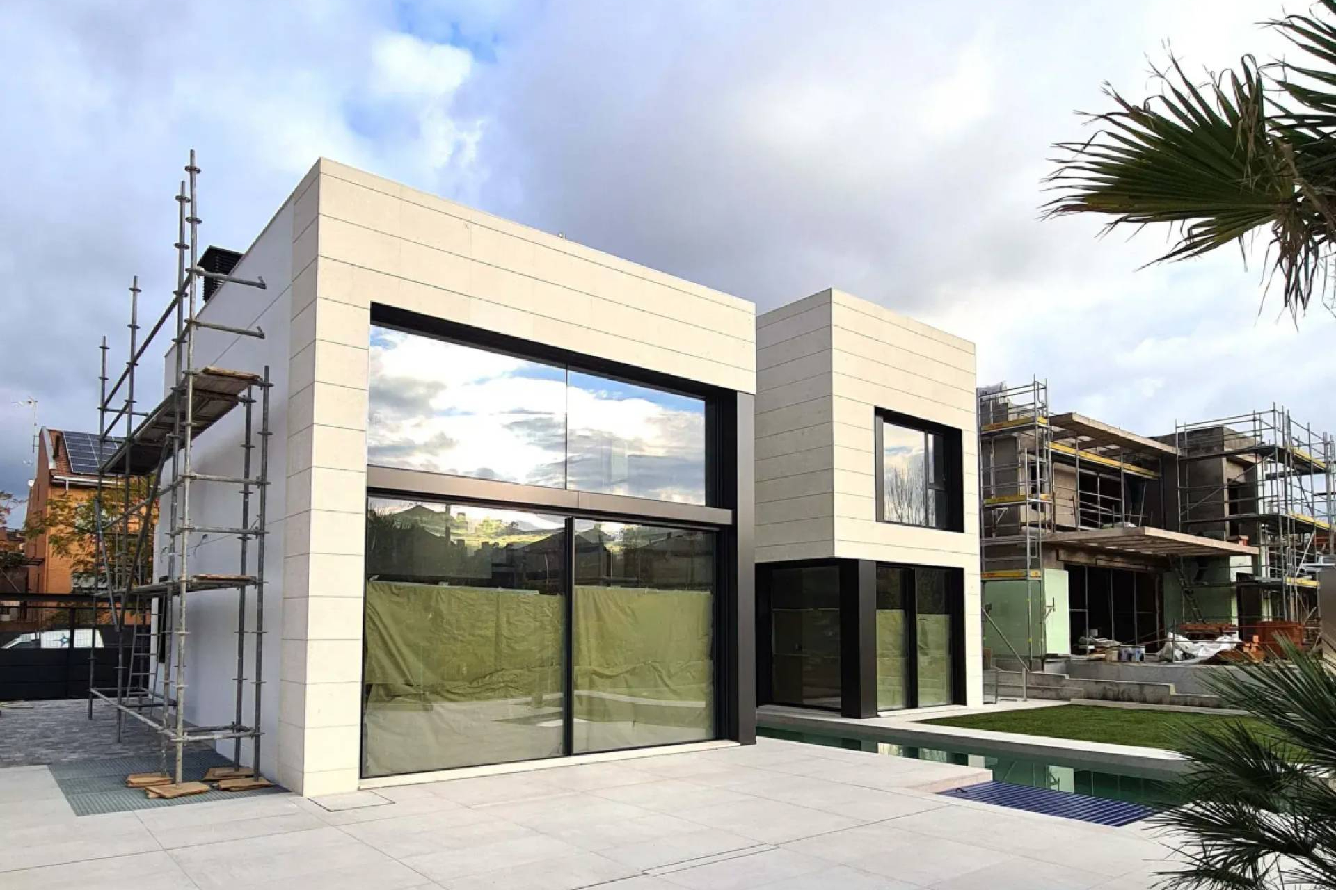 Diseño a medida y versatilidad constructiva; claves en el modelo residencial de Fran Cortés Arquitectos