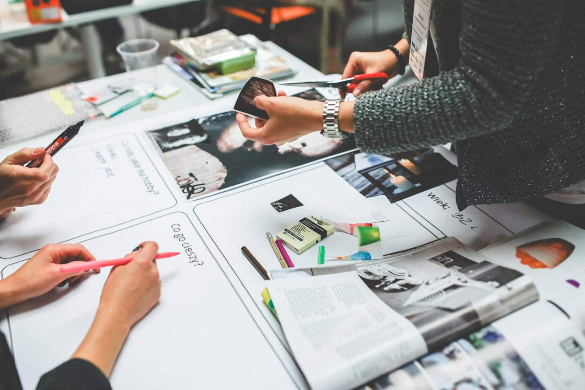 Un consultor SEO que ayuda a superar a la competencia con estrategias a medida