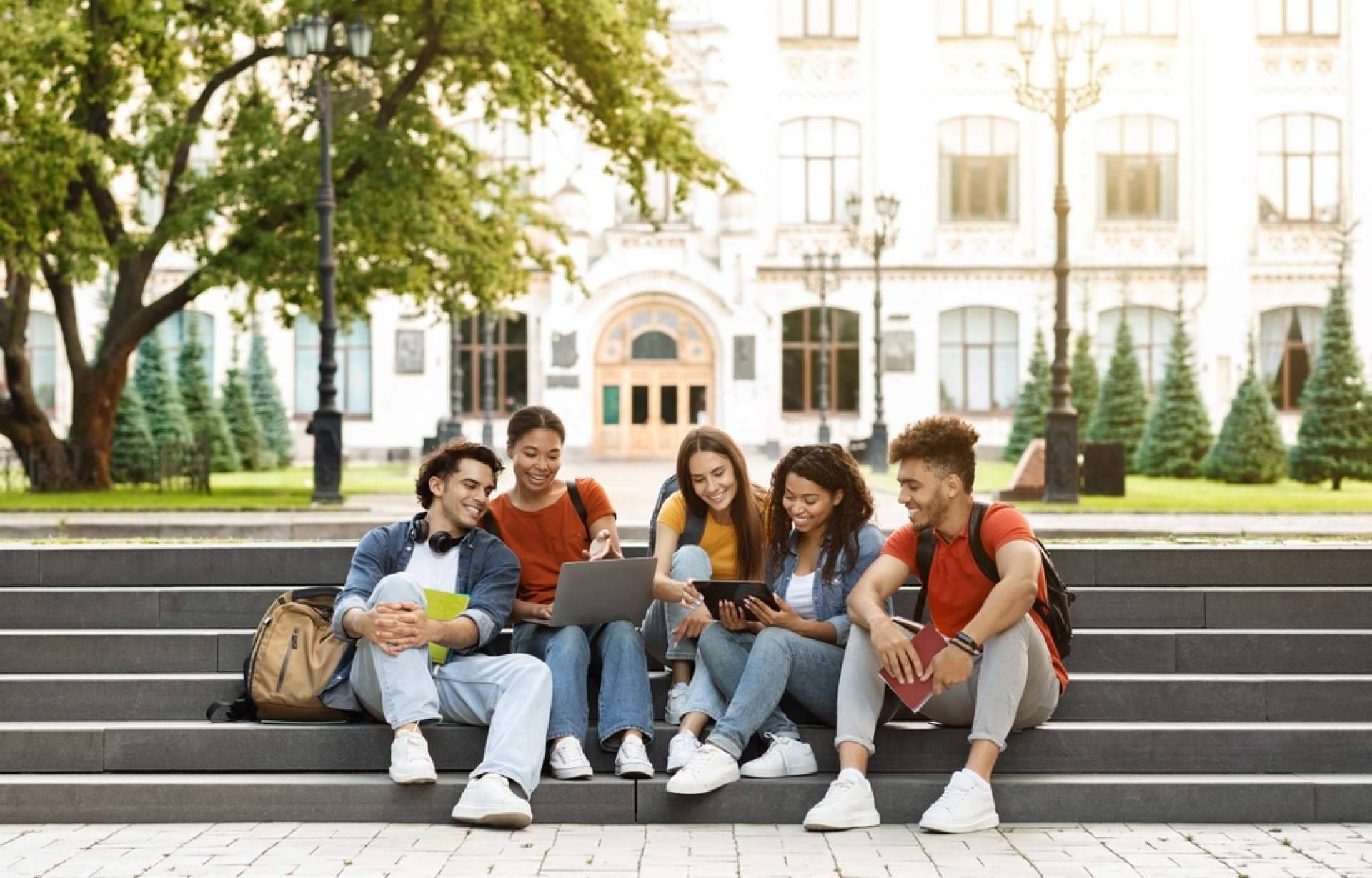 Cursanglia, referente en inmersión lingüística en inglés con más de 20 años formando a jóvenes