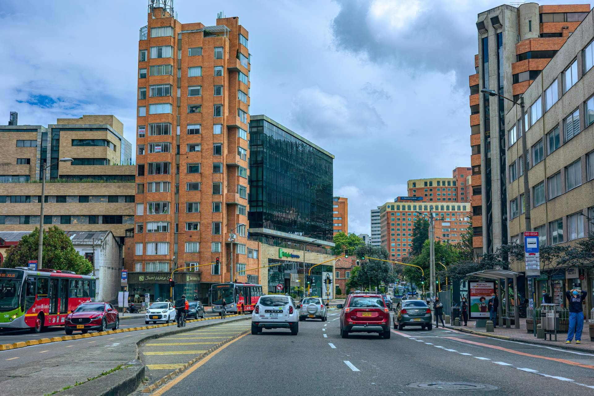 Chapinero, el epicentro empresarial para encontrar oficinas en arriendo con OIKOS Inmobiliaria