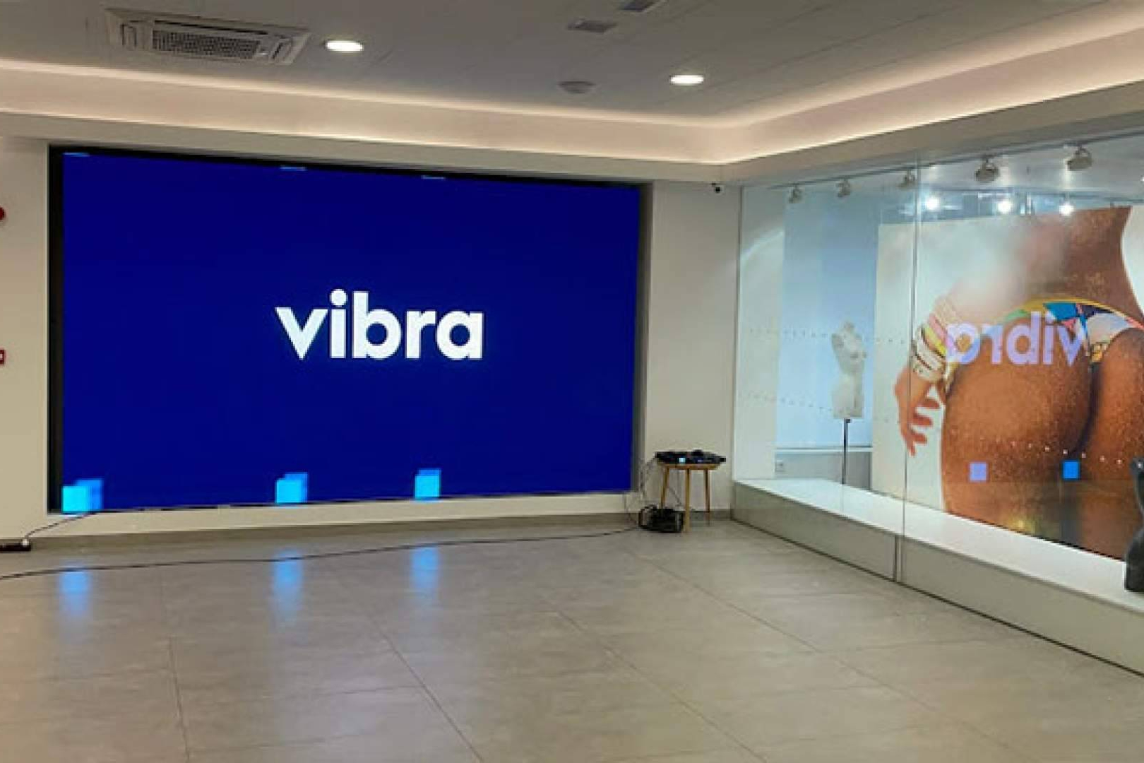 LEDLEMON impulsa la digitalización visual en hoteles y campings con pantallas LED