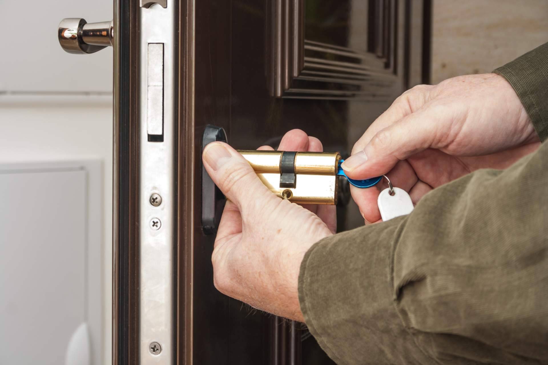 Compromiso y rapidez con Cerrajeros Madrid 24 horas; la propuesta de Soluciones González