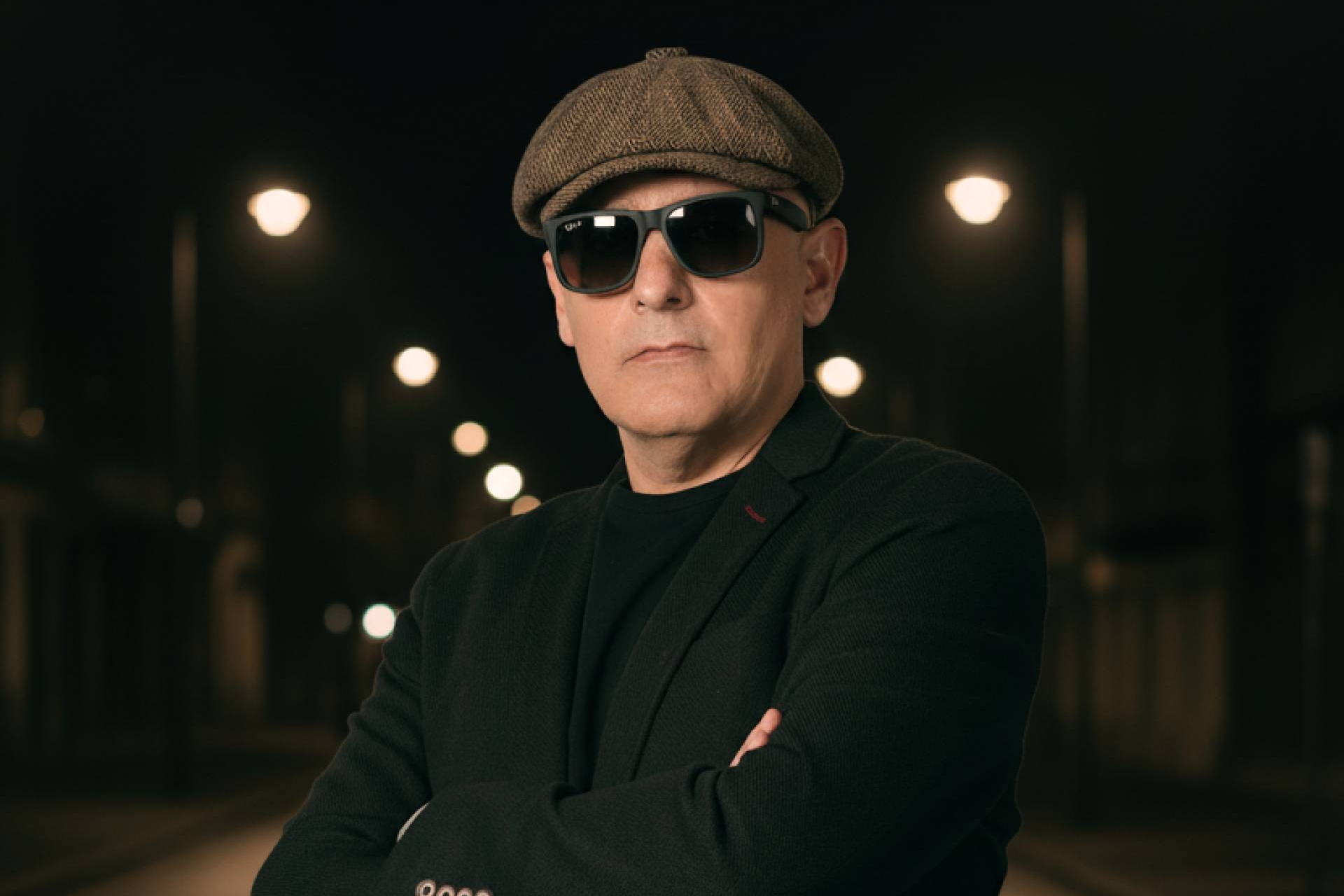 Javier Sólo presenta su nuevo EP 'OVEJA NEGRA CON PIEL DE LOBO'