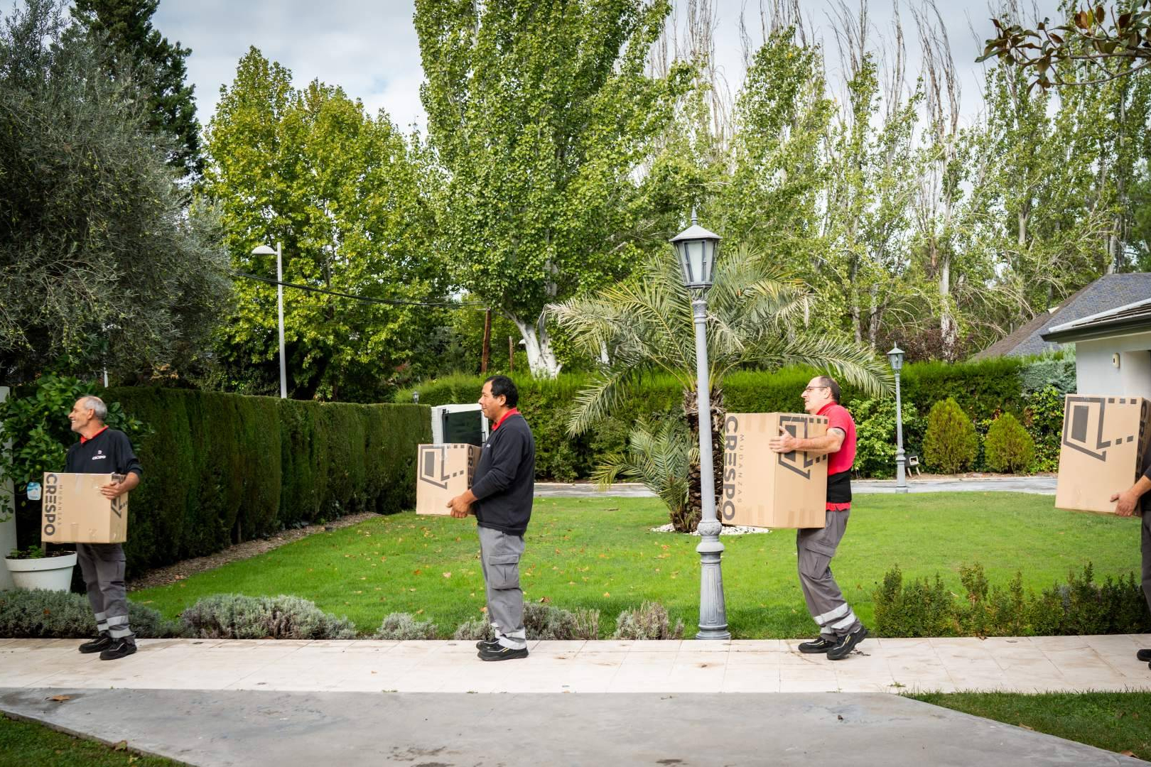 Mudanzas profesionales y gestión integral, claves en la propuesta de Mudanzas Crespo