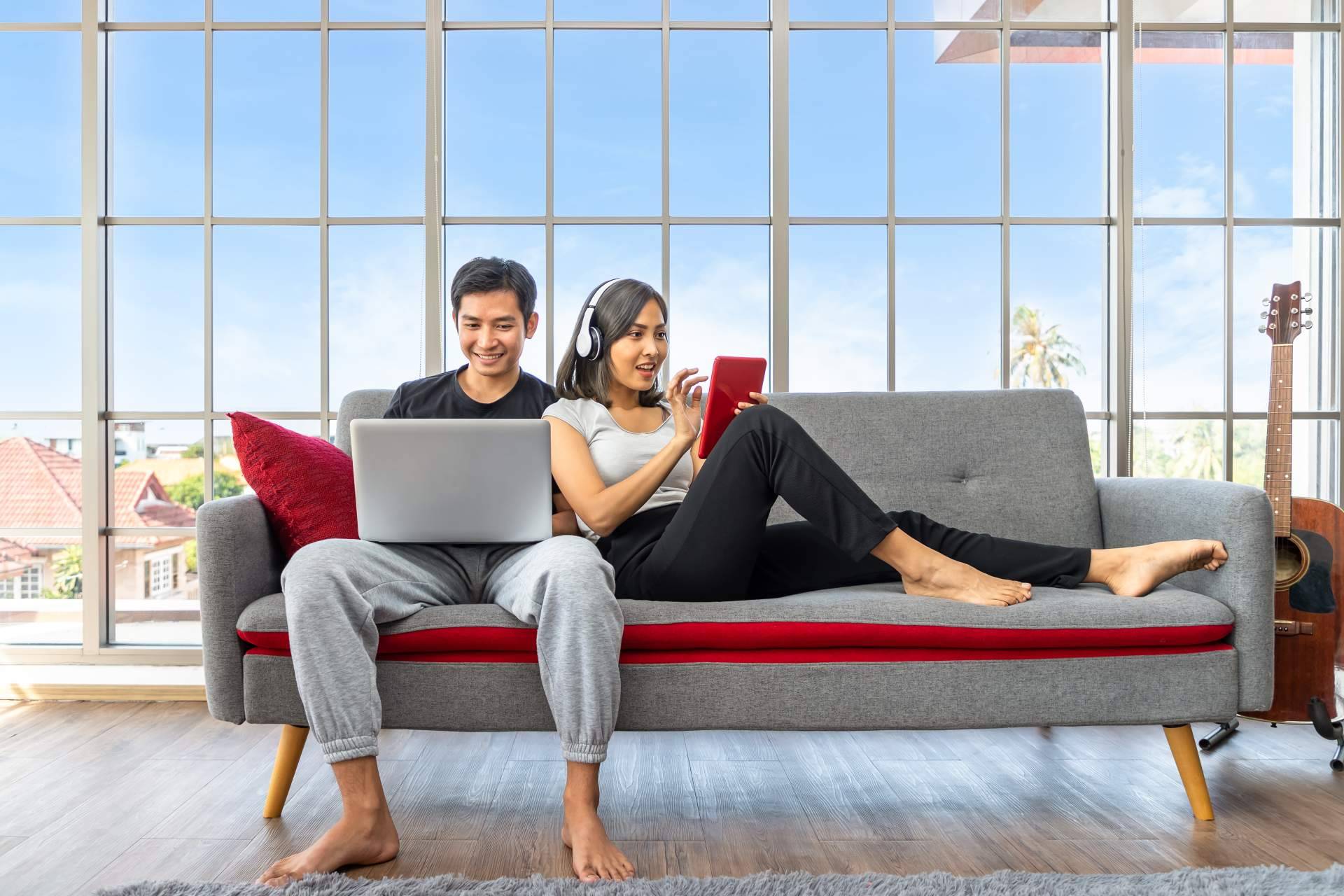 La Tienda HOME refuerza su catálogo online de sofás con modelos adaptados a distintos estilos de vida