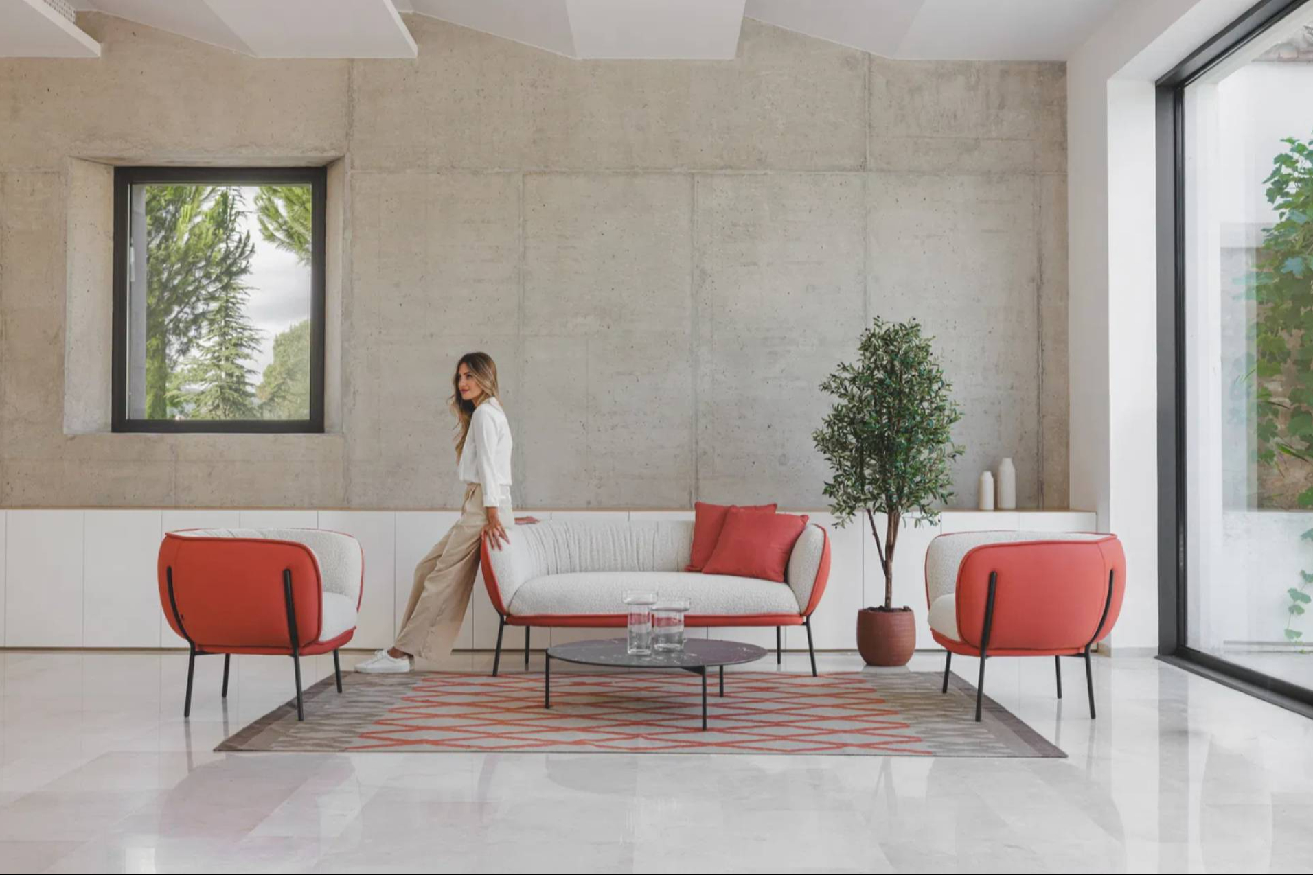 Cómo el soft seating en oficina redefine la forma de trabajar en entornos modernos