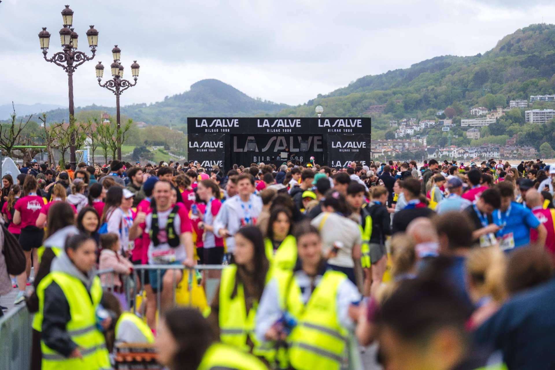 Cervezas La Salve destaca el éxito de la Media Maratón de Donosti 2026 en una gran jornada deportiva