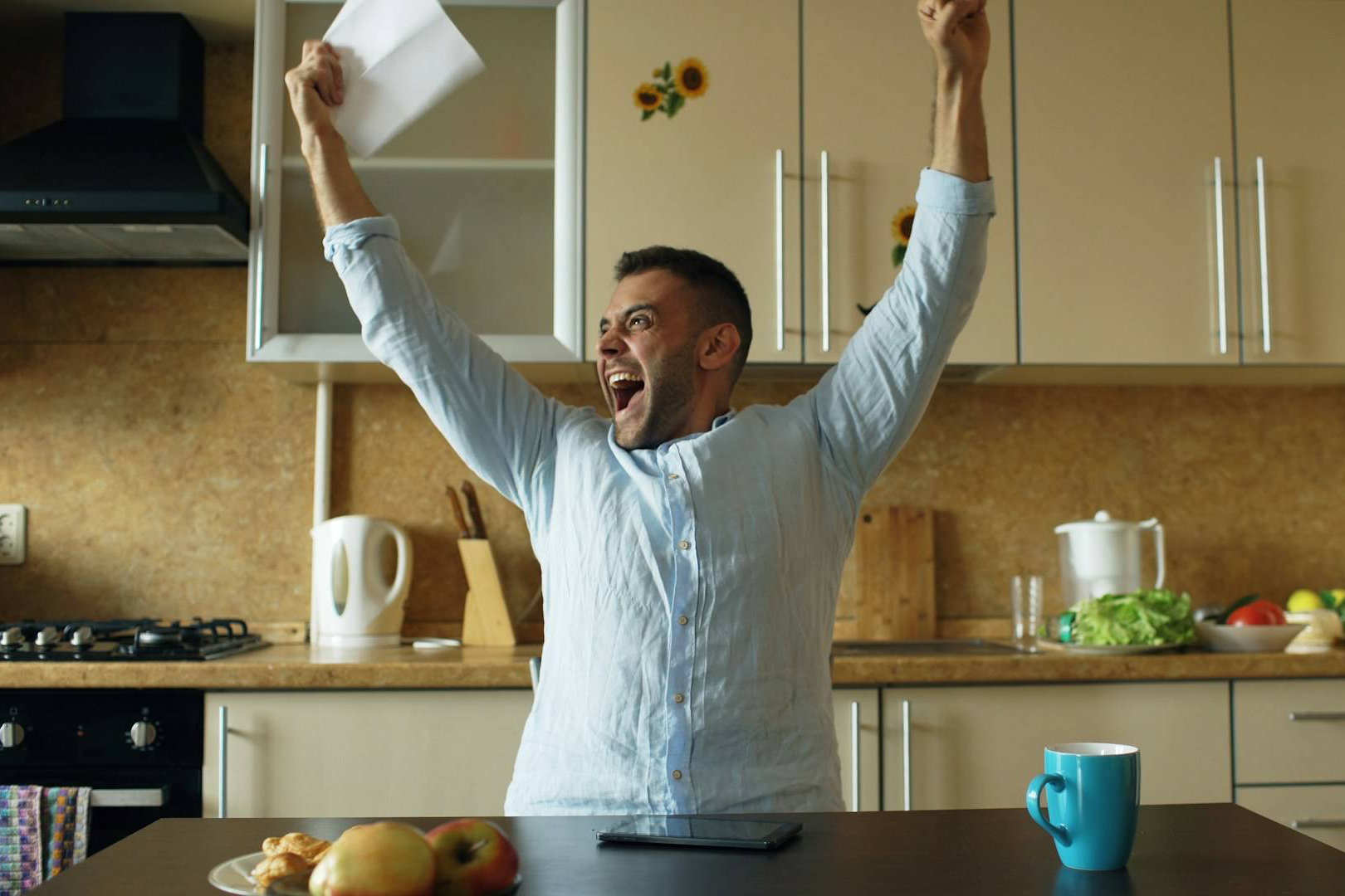 Nueva startup energética desde Zaragoza; Risparmio apuesta por precios bajos y sin letra pequeña