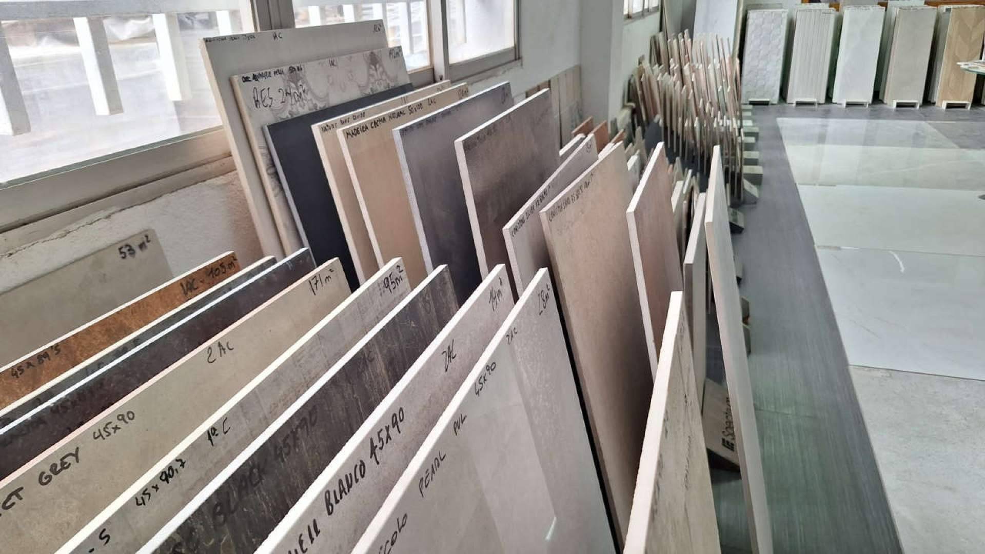 Artegres se consolida como referente en azulejos outlet multimarca con descuentos de hasta el 70%