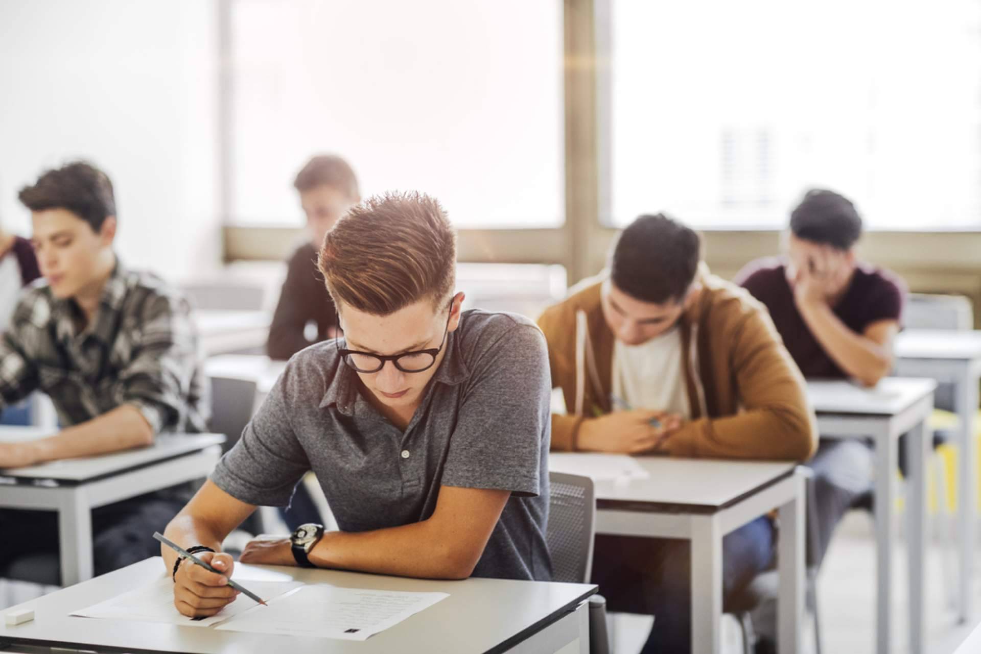 INOPO refuerza la preparación de opositores con un completo test de Correos gratis basado en el programa oficial