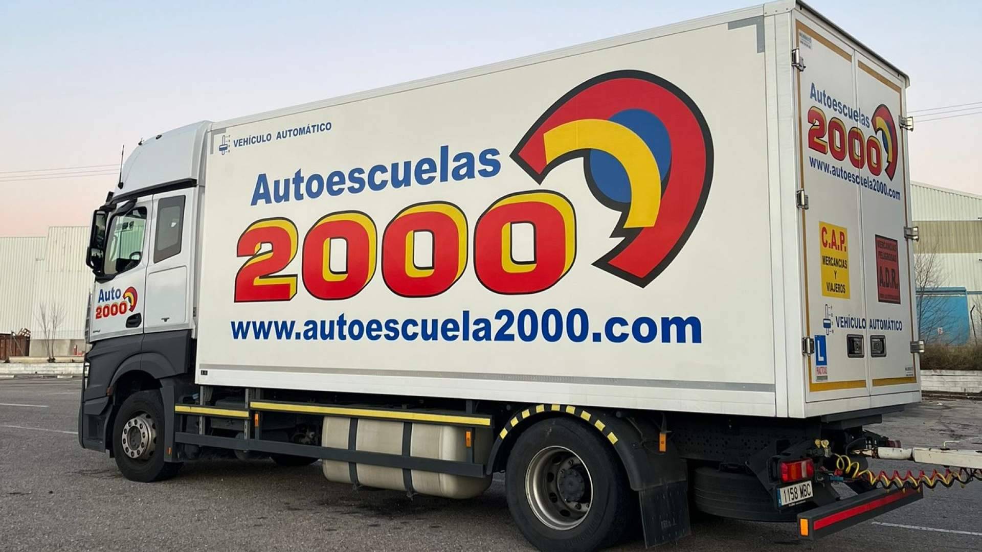 El curso CAP gana peso en una autoescuela en Madrid para tramitar el arraigo formativo
