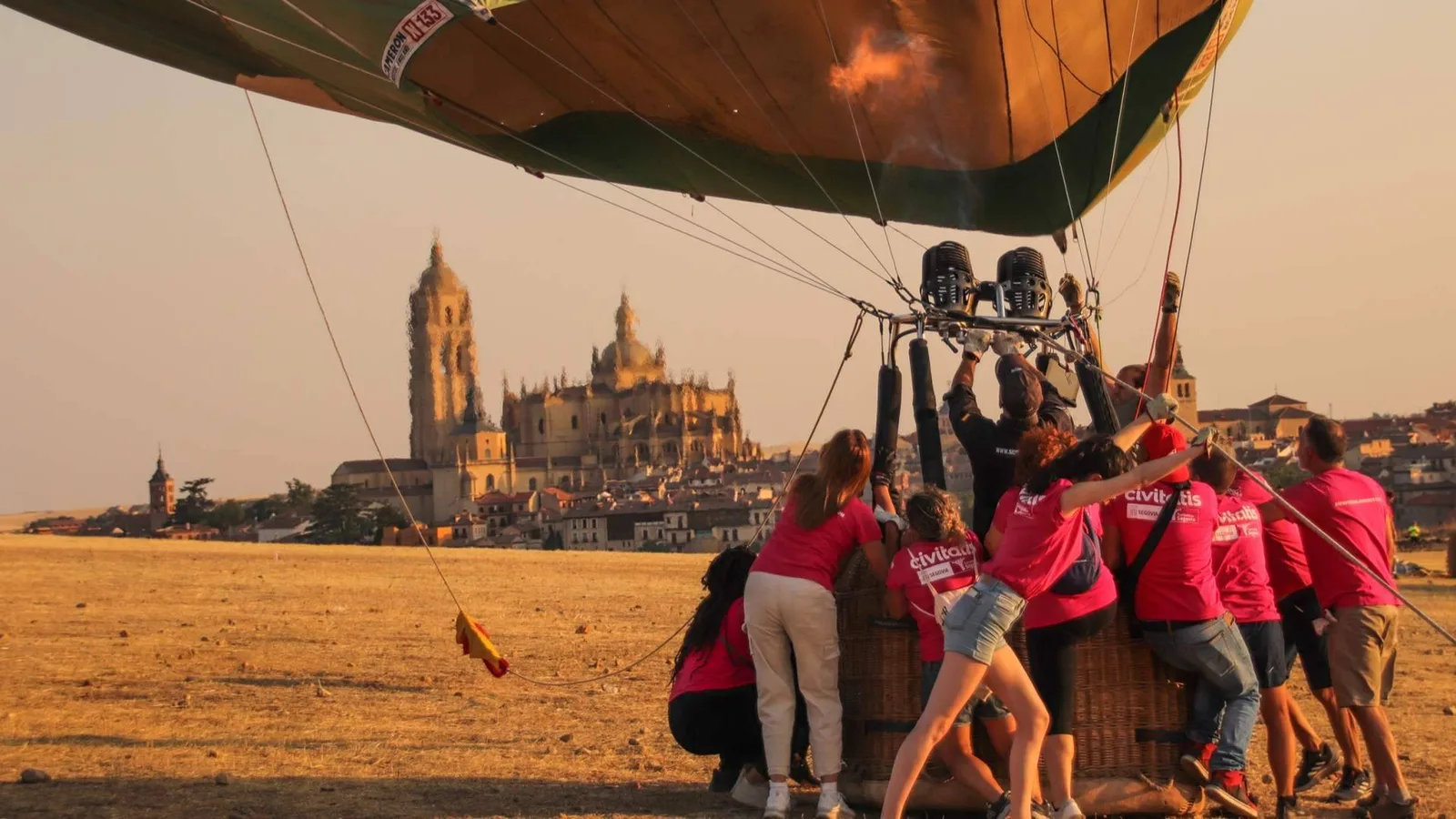 El Eclipse Balloon Festival, la propuesta de Siempre en las nubes que une vuelo, astronomía y patrimonio