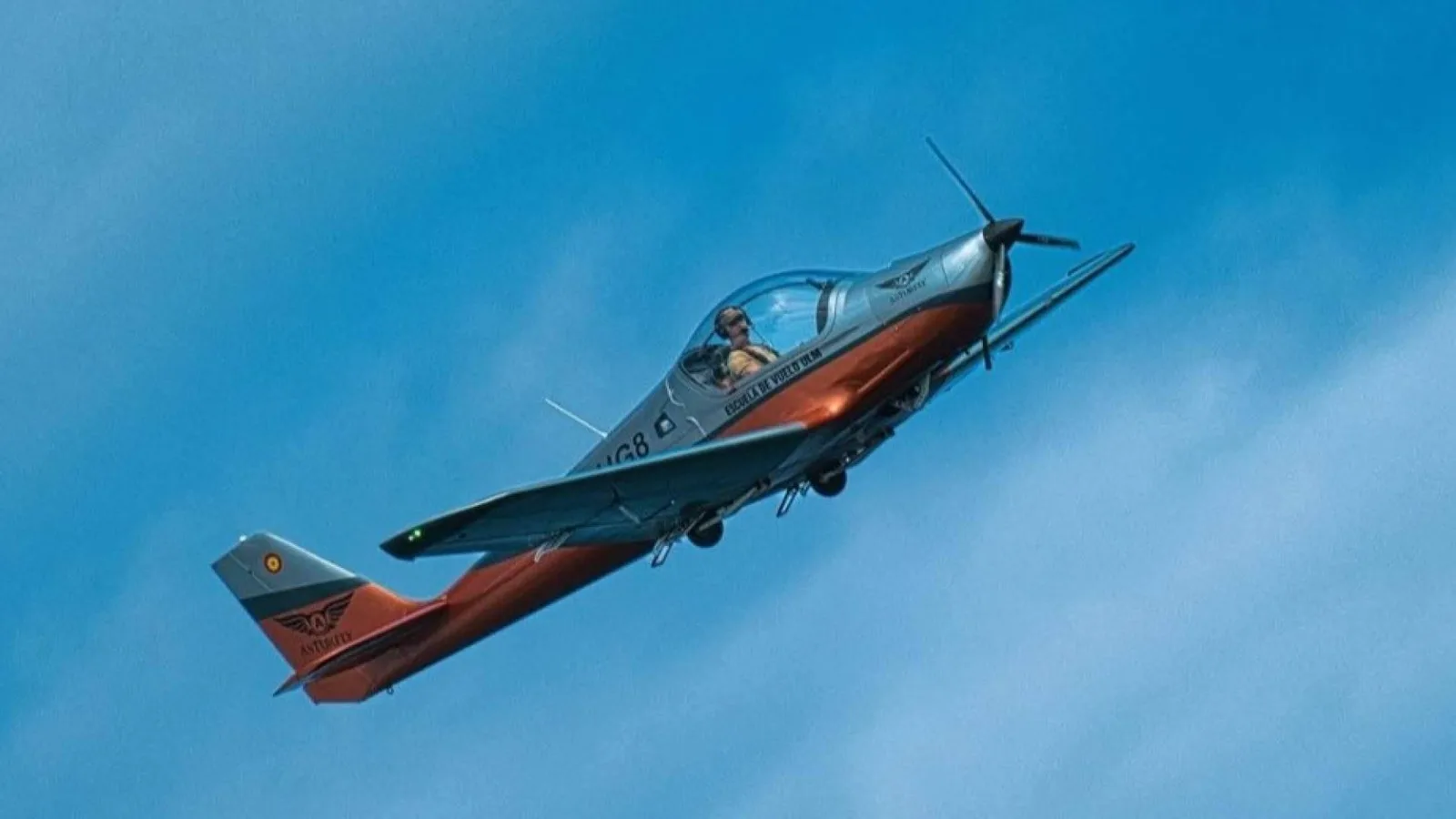 La formación de pilotos ULM encuentra en Asturfly una escuela de vuelo especializada en Asturias